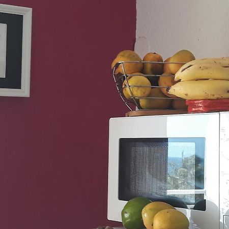 Studio à la semaine, au mois ou plus Le Moule Exterior foto