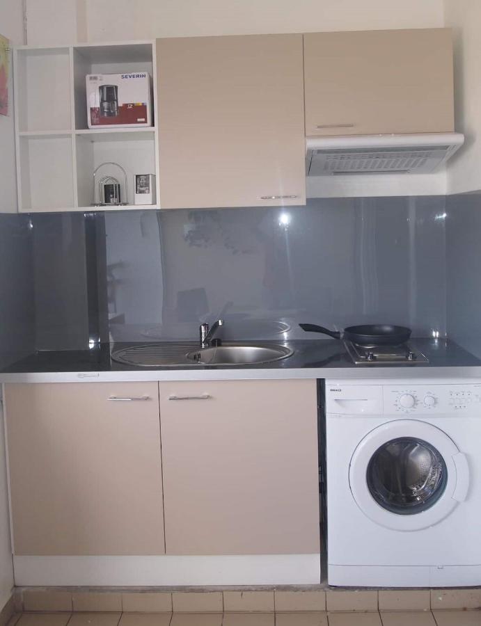 Studio à la semaine, au mois ou plus Le Moule Exterior foto